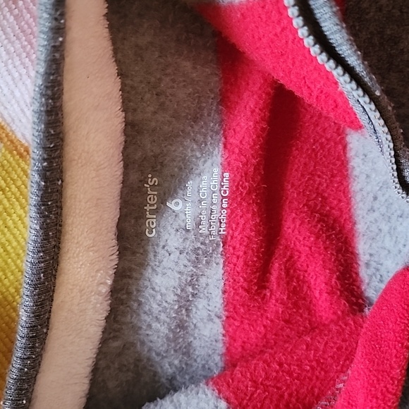 VGUC - Carter's Red and Gray Long Sleeves Fleece Unisex Onesie,  Size: 6M - Picture 4 of 7